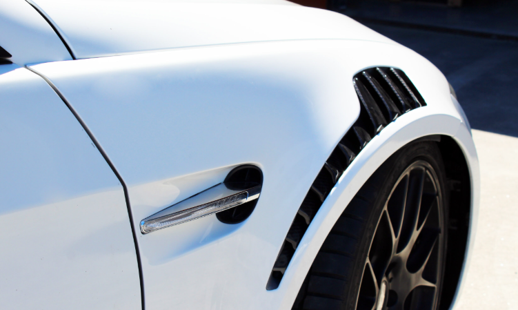 Carbon Fiber Fender Vent Trim Set - BMW E90 / E92 / E93 M3 BM Plugs