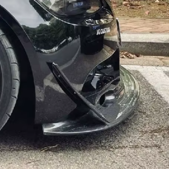 V Style Carbon Fiber Front Canards - BMW E92 / E93 M3 BM Plugs